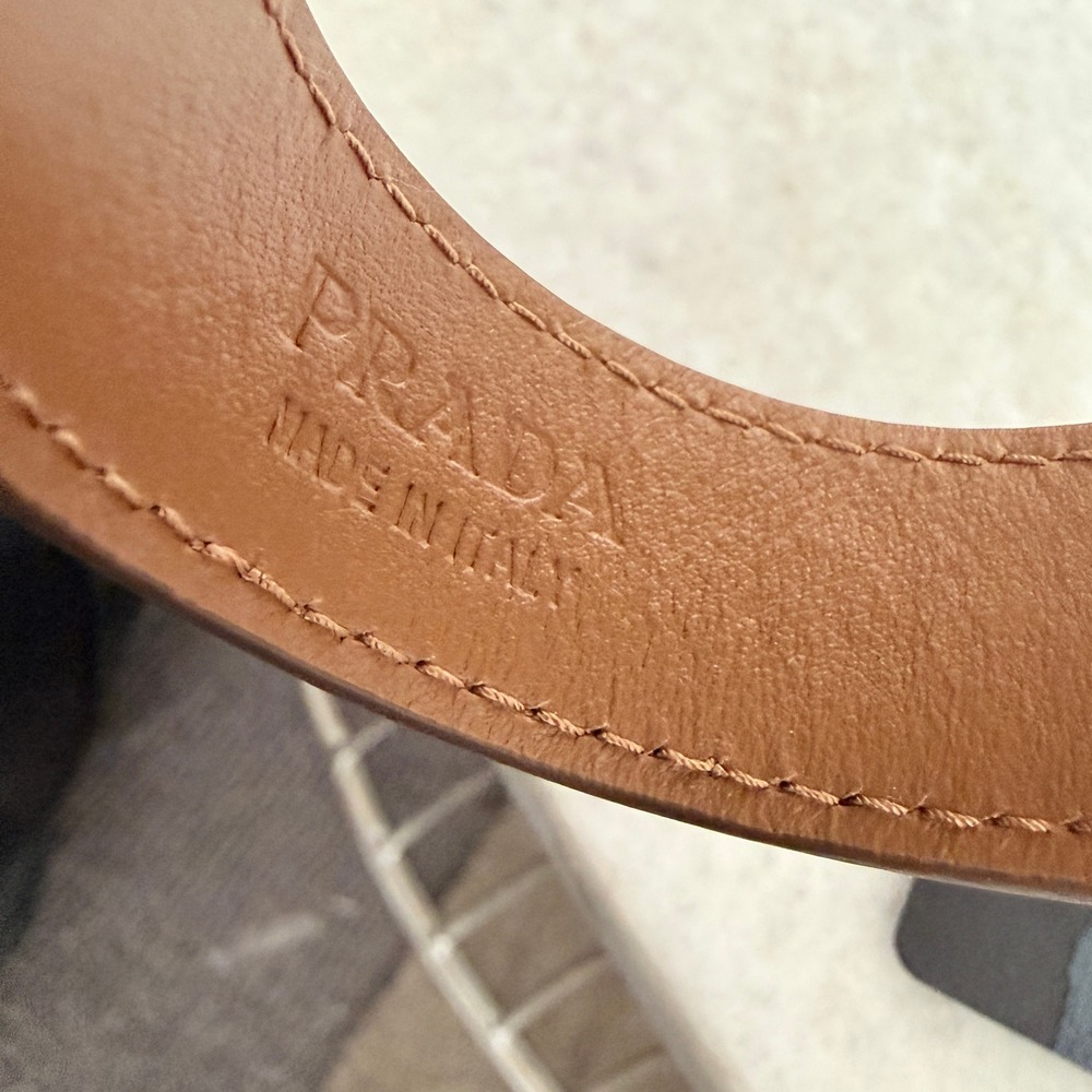 Prada Soft Leather Keychain Wristlet Brown & Gold 1PP186 Made in Italy - Picture 10 of 12
